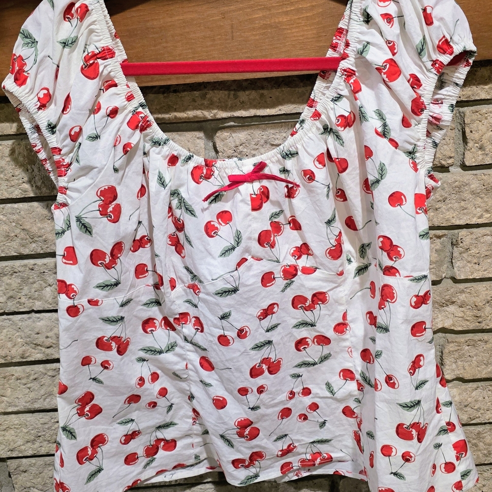 🍒 Hell Bunny White Blouse with Red Cherry Pattern - Picture 3 of 7
